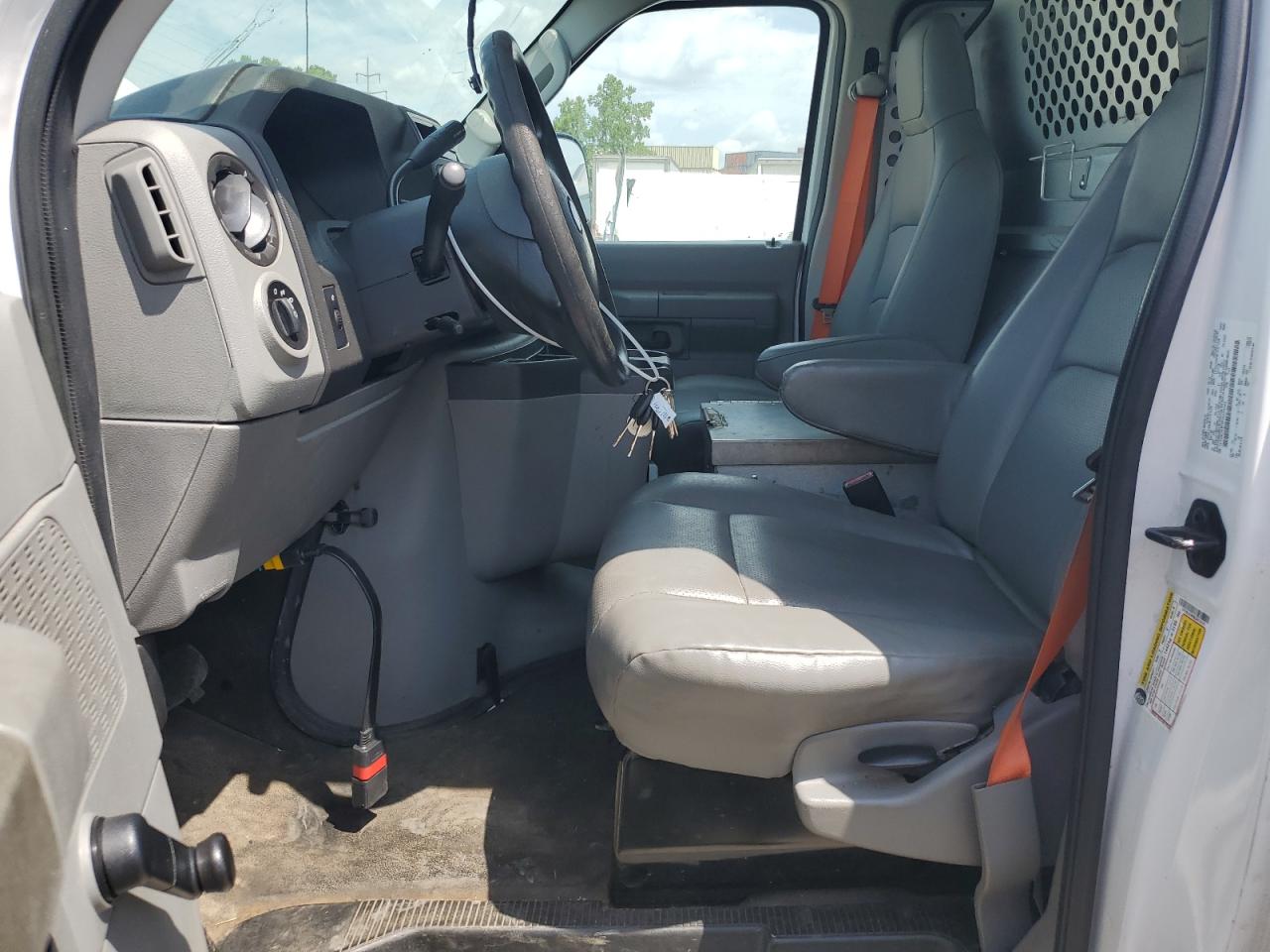 1FTNE1EW8EDA73143 2014 Ford Econoline E150 Van