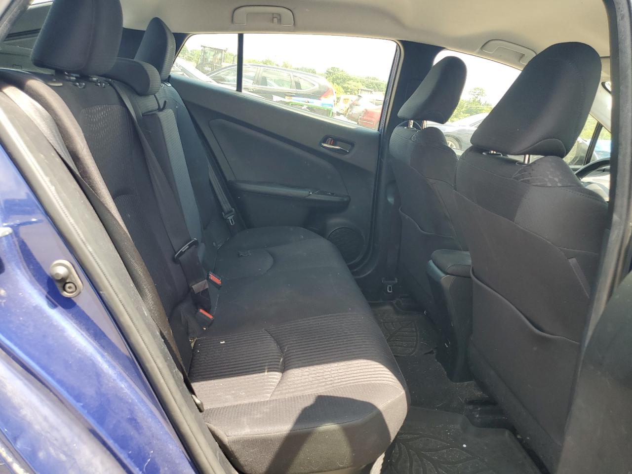 JTDKBRFUXJ3075290 2018 Toyota Prius