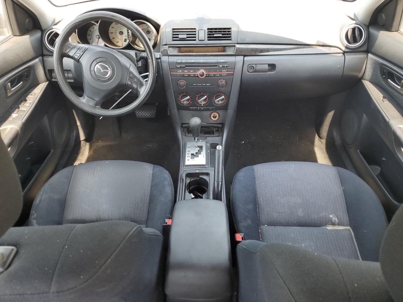 JM1BK12F071655936 2007 Mazda 3 I
