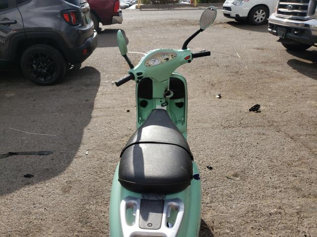 2001 VESPA M198F ZAPM198F115003570