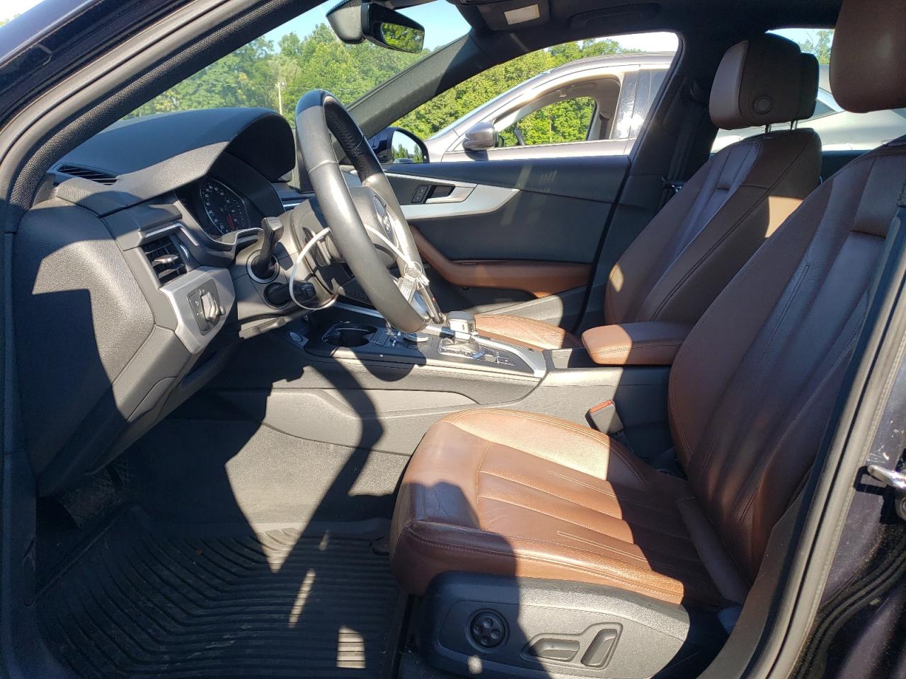 WAUDNAF48JN000994 2018 Audi A4 Premium