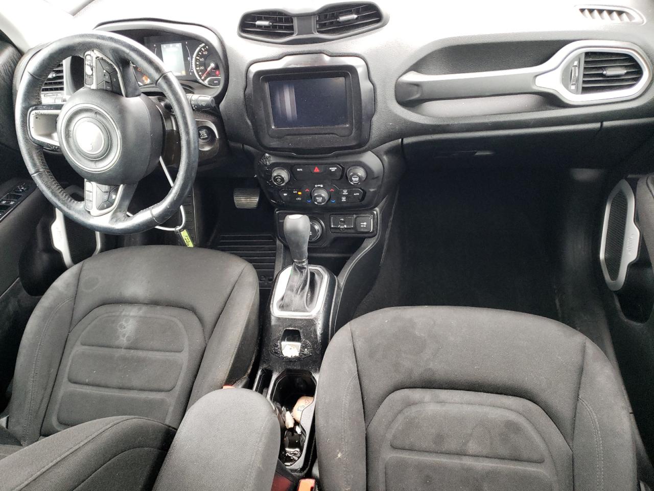 ZACCJBBB6JPJ14517 2018 Jeep Renegade Latitude