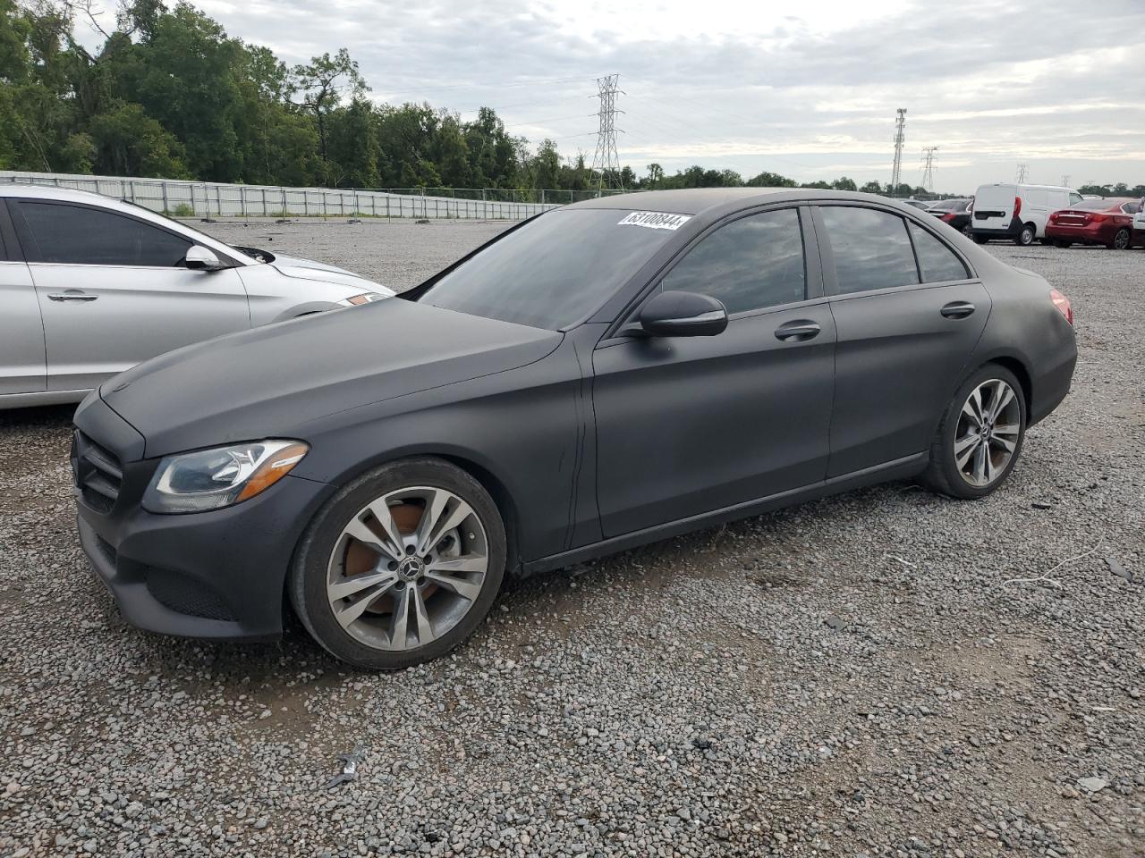 2017 Mercedes-Benz C 300 vin: 55SWF4JB0HU215521