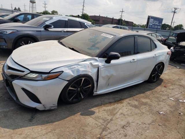 VIN 4T1B61HK5JU077665 2018 Toyota Camry, Xse no.1