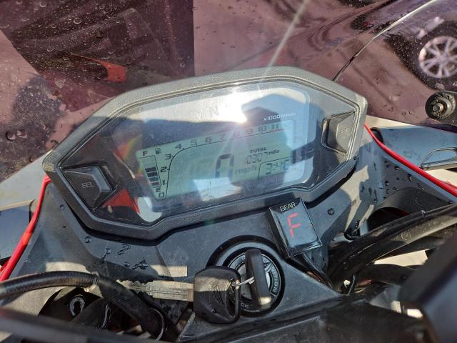 2015 HONDA CB300 F MLHNC5210F5102374