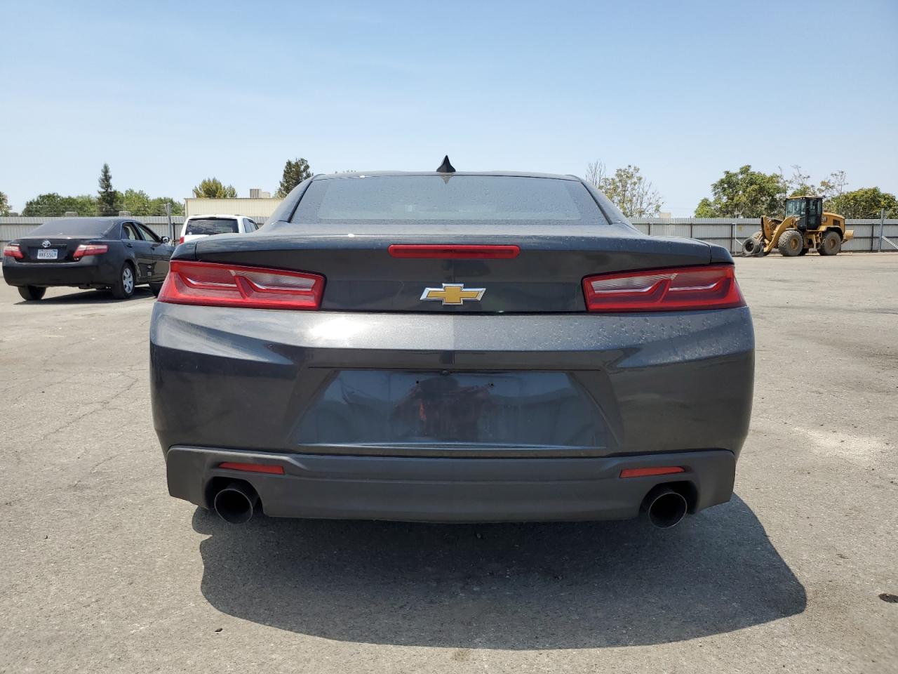 1G1FB1RX0J0168970 2018 Chevrolet Camaro Lt