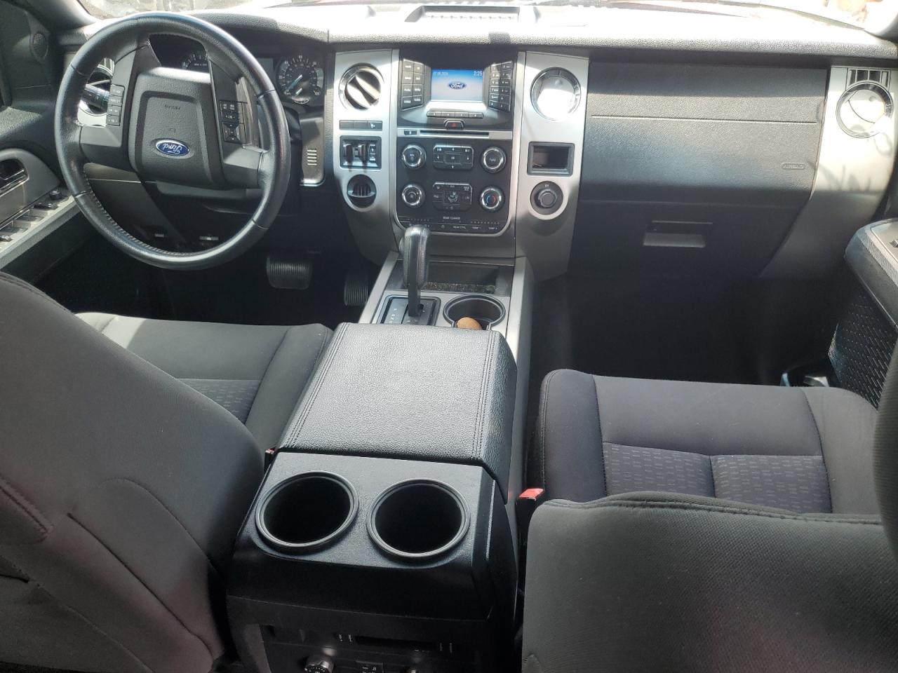 1FMJU1HT2GEF24112 2016 Ford Expedition Xlt