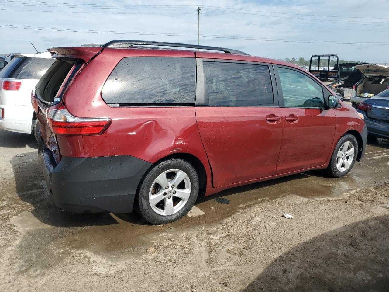 5TDKK3DC8GS716550 2016 Toyota Sienna Le