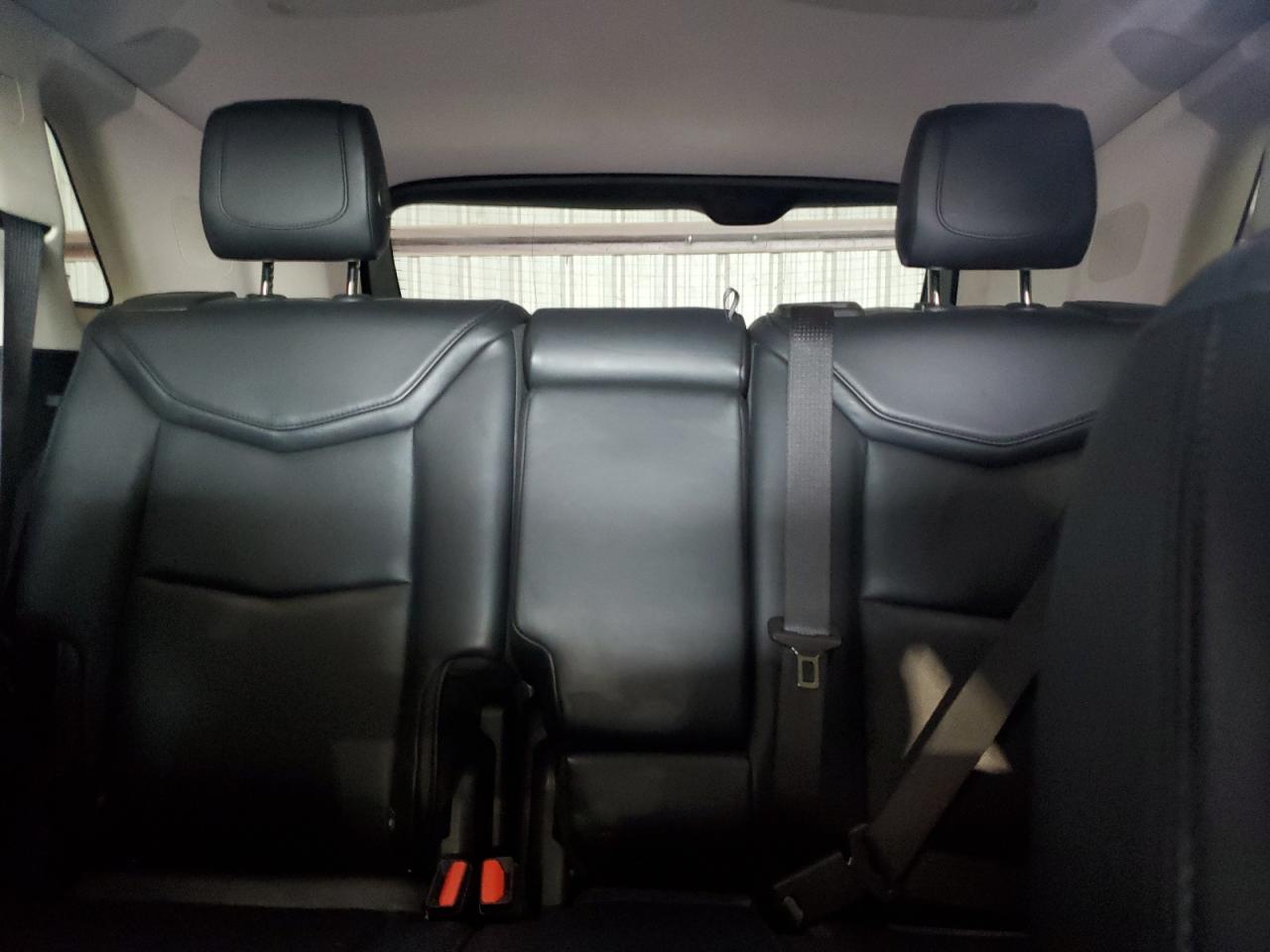 1GYKNCRS2KZ124053 2019 Cadillac Xt5 Luxury