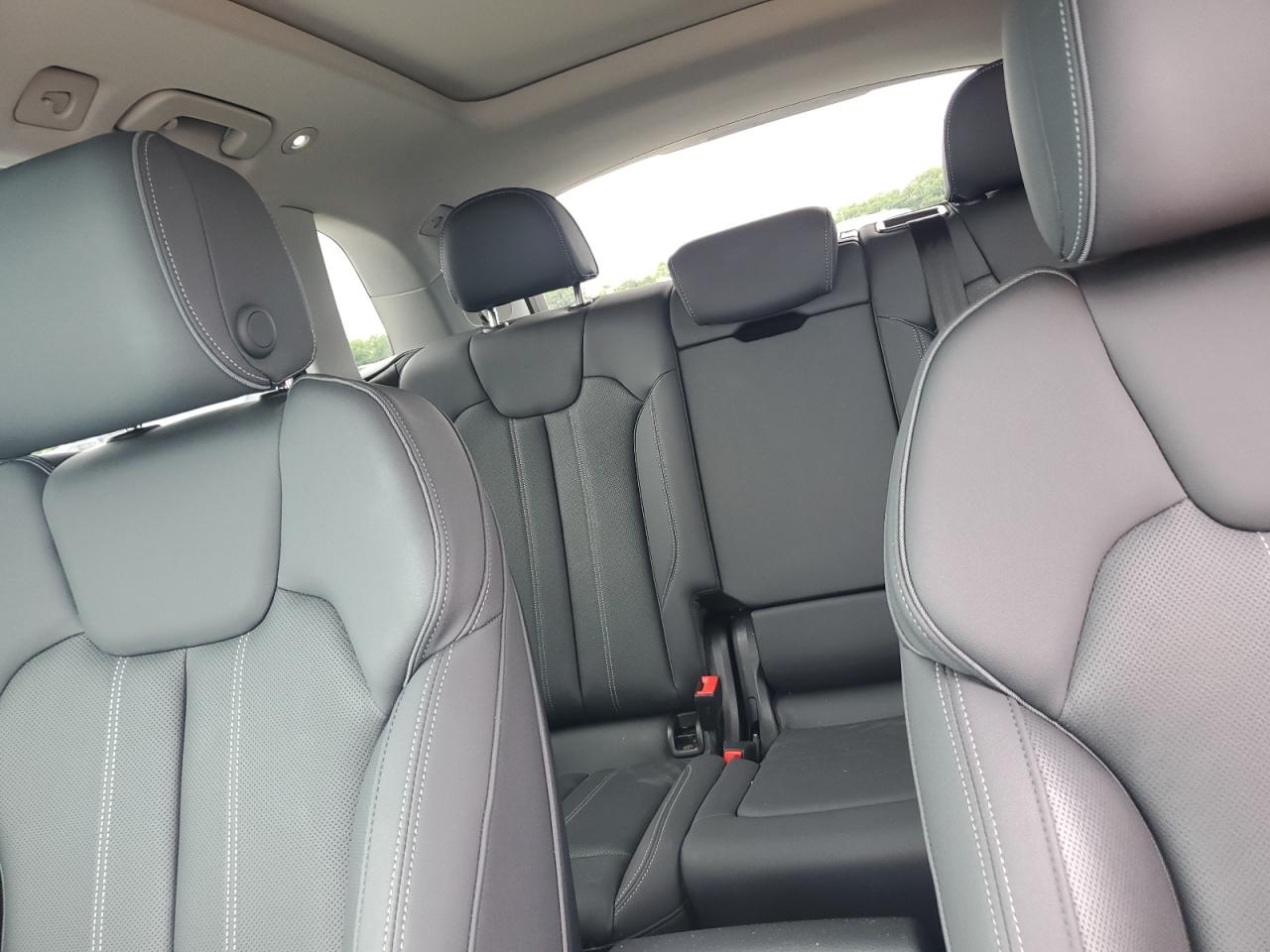 WA1CABFY0M2026797 2021 Audi Q5 Prestige