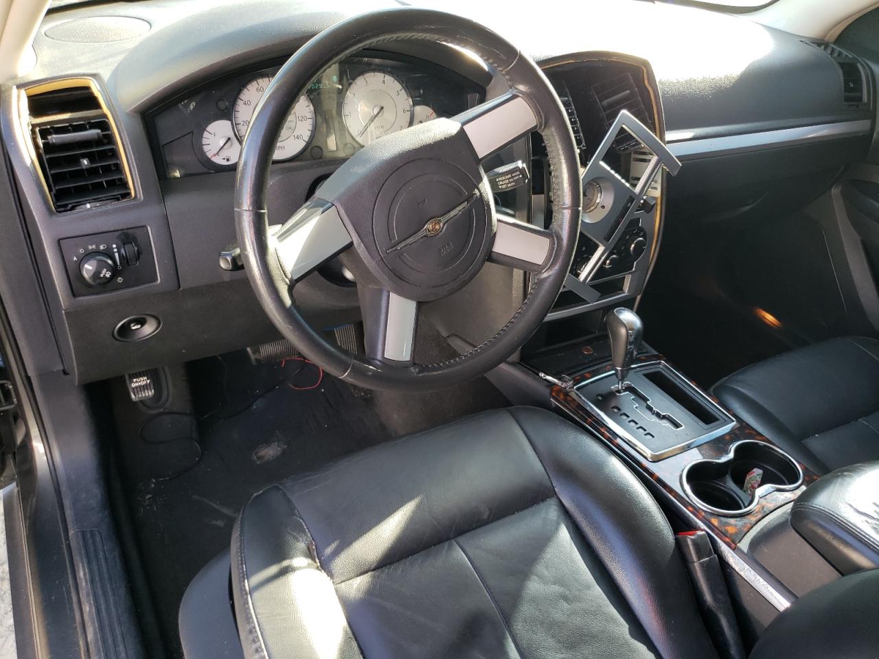 2C3CA5CV9AH155324 2010 Chrysler 300 Touring