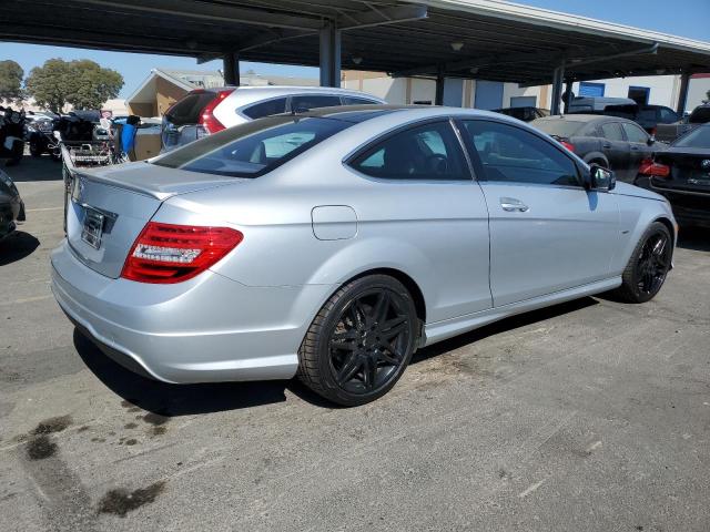 VIN WDDGJ4HB5DG071657 2013 Mercedes-Benz C-Class, 250 no.3