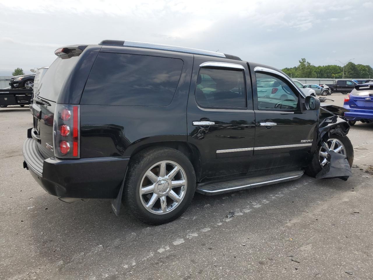 Lot #2996586611 2010 GMC YUKON DENA