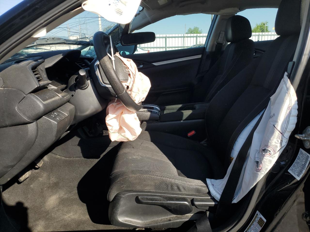 19XFC2F61KE018980 2019 Honda Civic Lx 19XFC2F61KE018980 2019 Honda Civic Lx