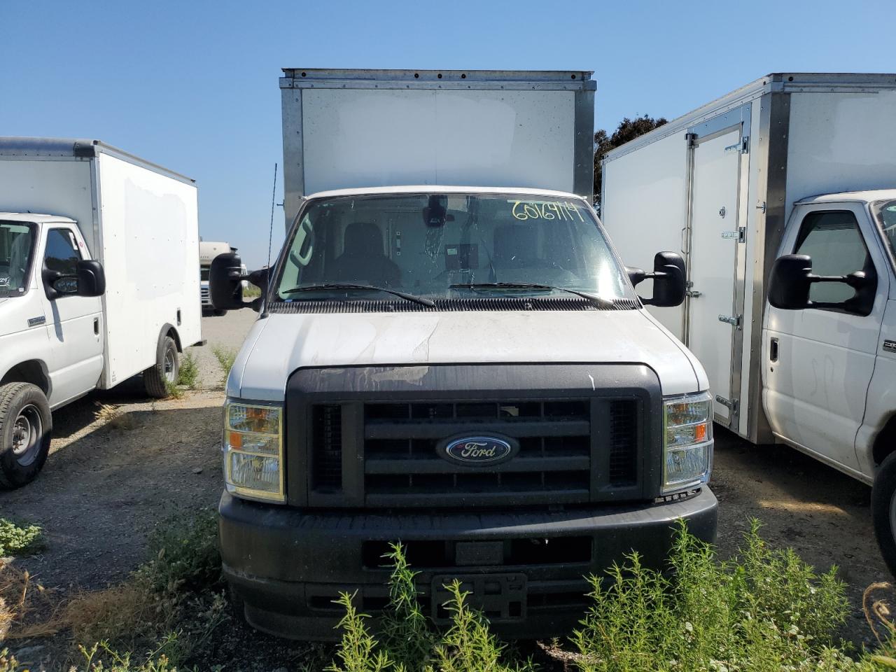 Lot #2711232936 2023 FORD ECONOLINE