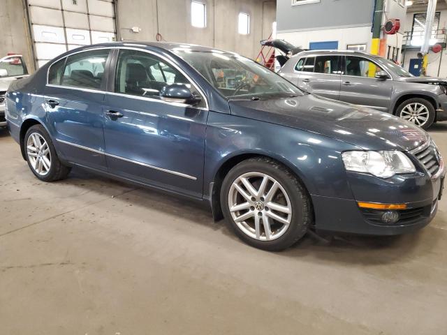 WVWEK73CX8E185543 2008 Volkswagen Passat Lux