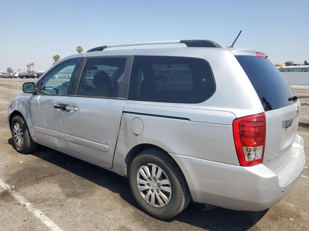 Lot #2784259178 2011 KIA SEDONA LX