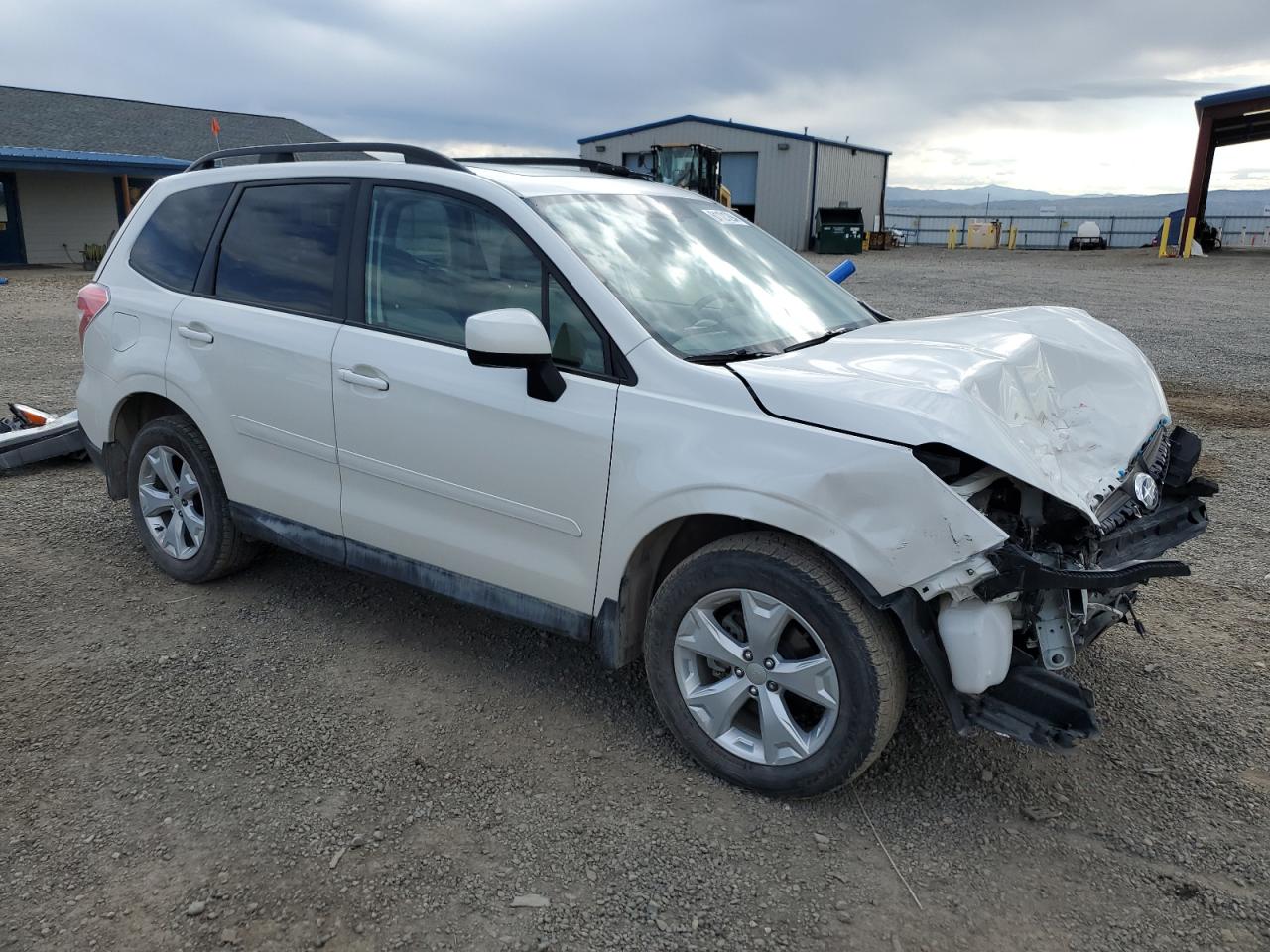 Lot #2696804811 2015 SUBARU FORESTER 2