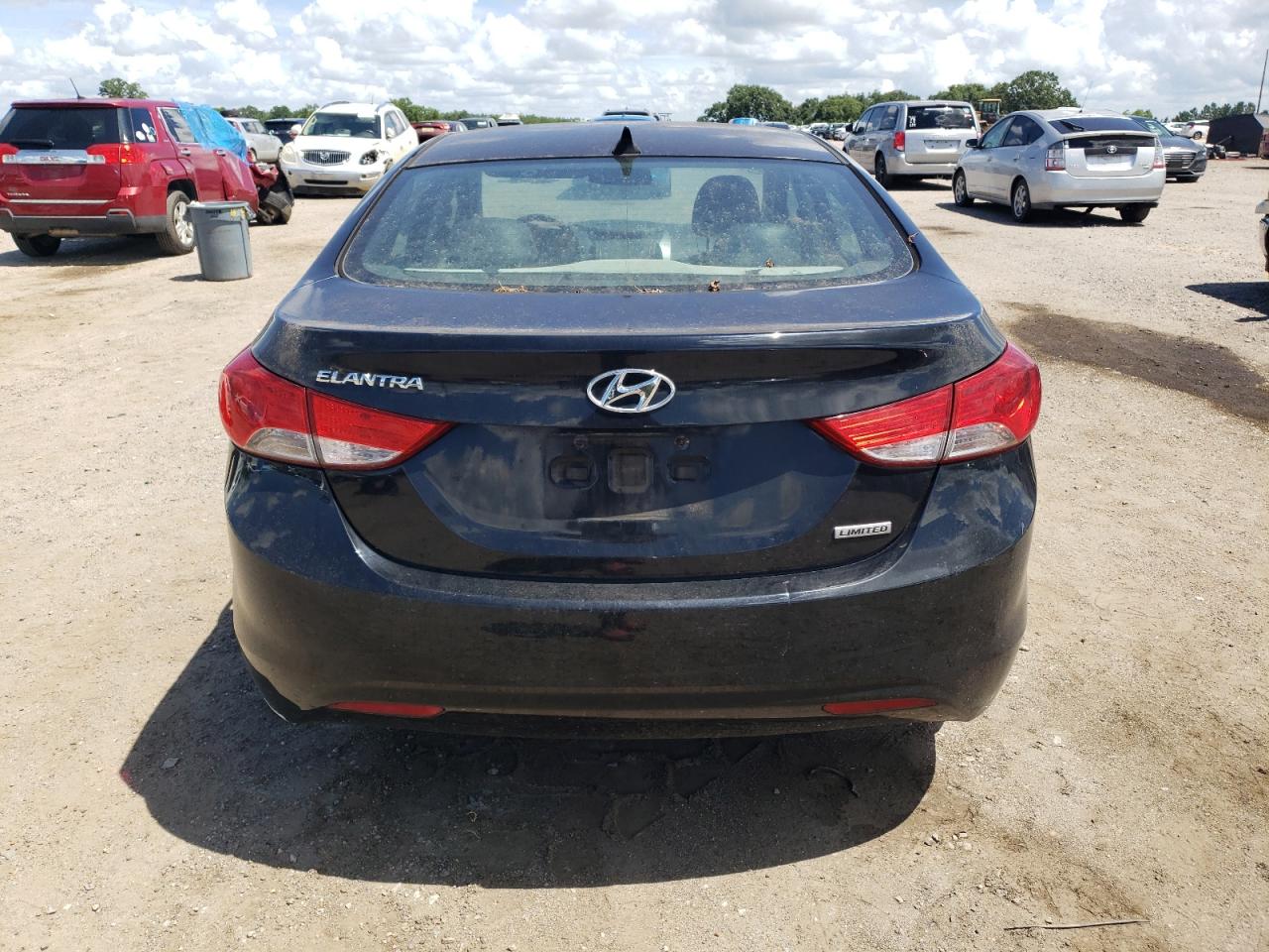 5NPDH4AE8DH372335 2013 Hyundai Elantra Gls