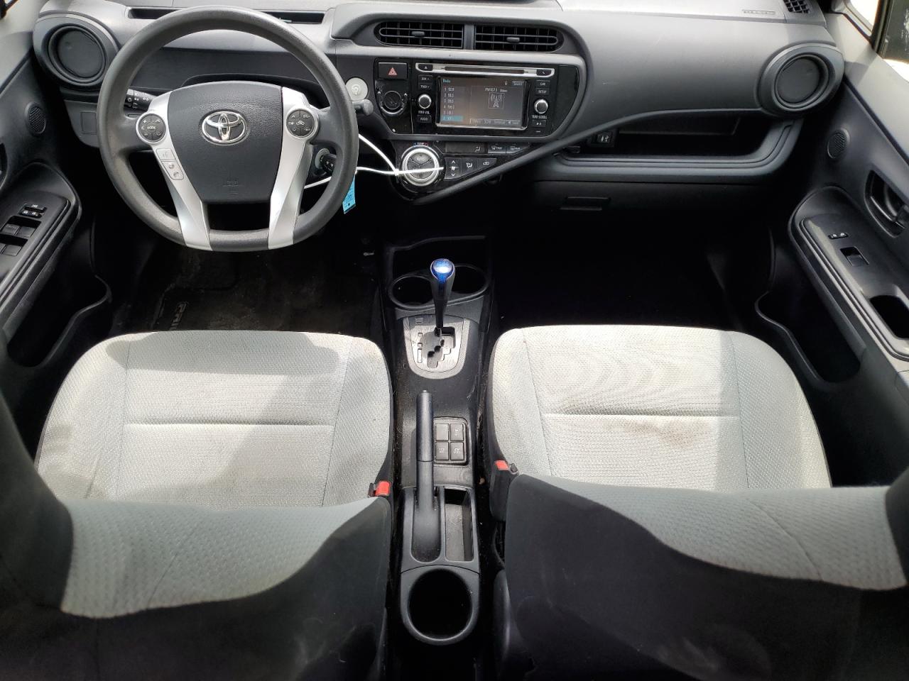 JTDKDTB3XF1097636 2015 Toyota Prius C