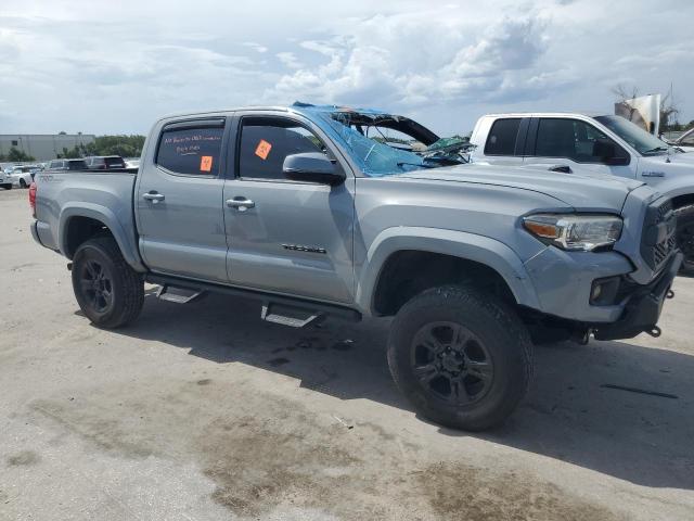 VIN 5TFAZ5CN3KX079737 2019 Toyota Tacoma, Double Cab no.4