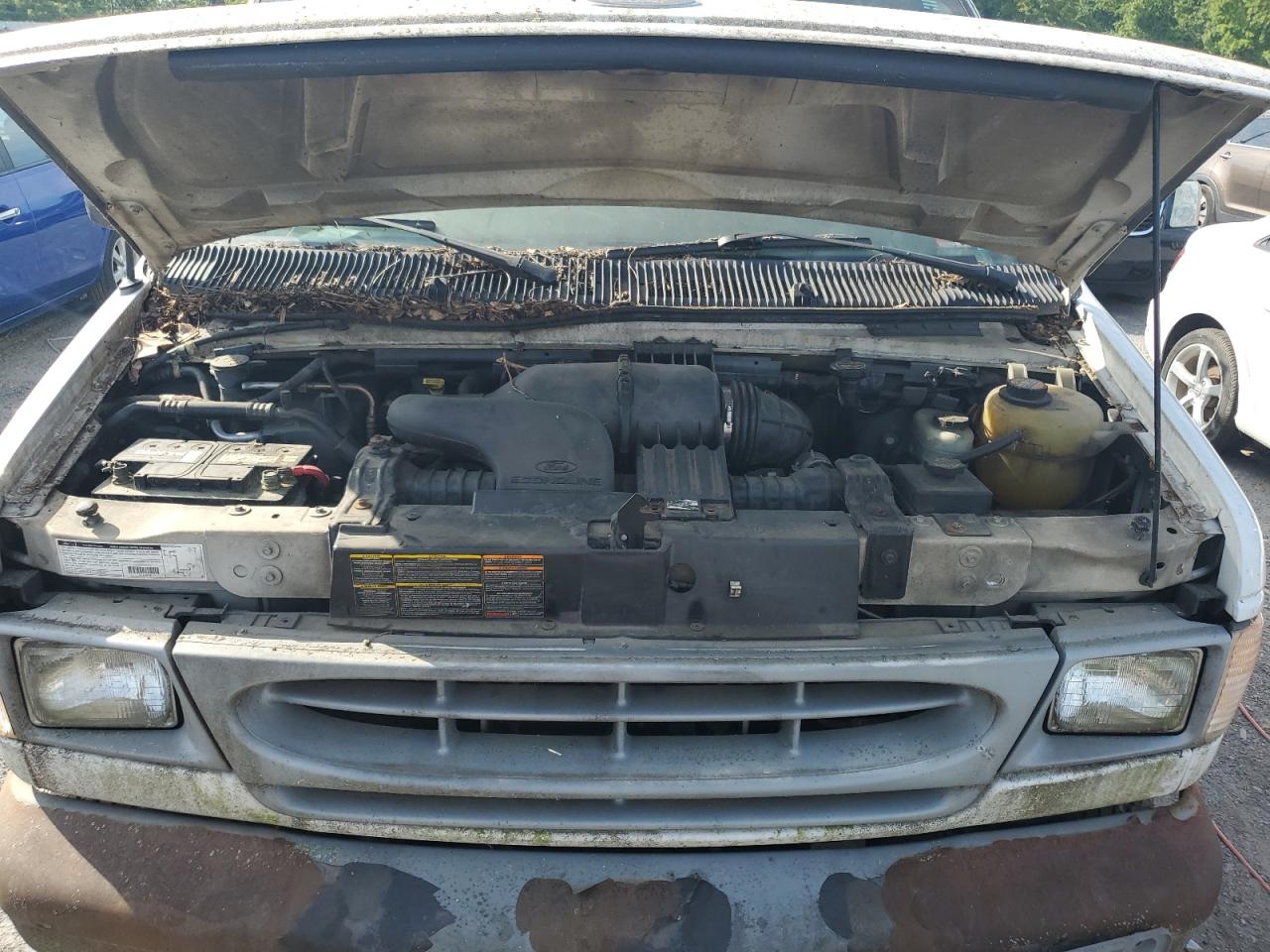 1FTNE24281HA87549 2001 Ford Econoline E250 Van