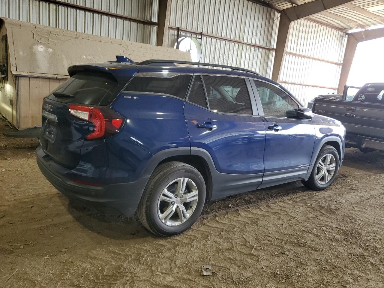 VIN: 3GKALMEV5NL204055 2022 GMC TERRAIN SL