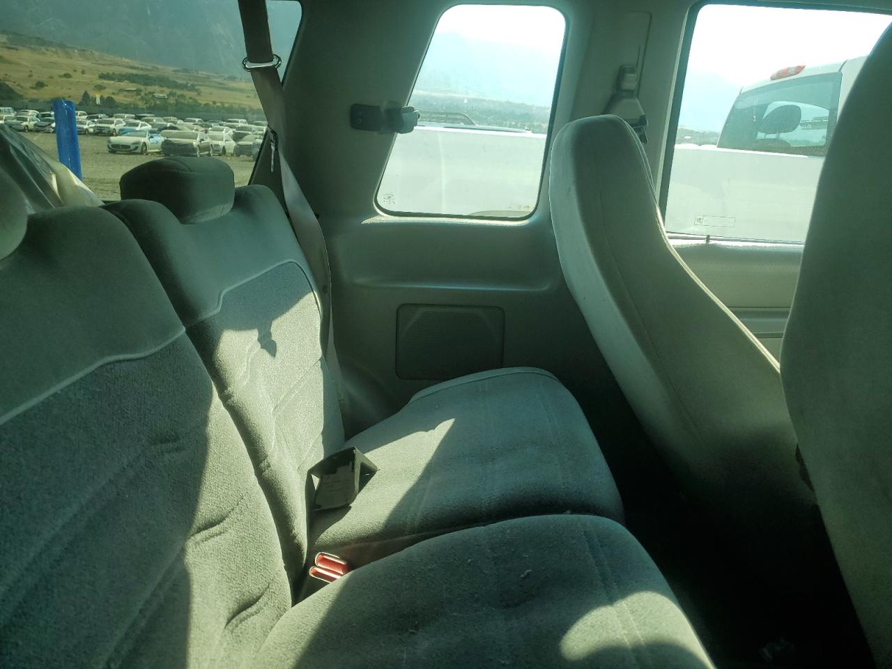 1FMYU22X1WUB79563 1998 Ford Explorer