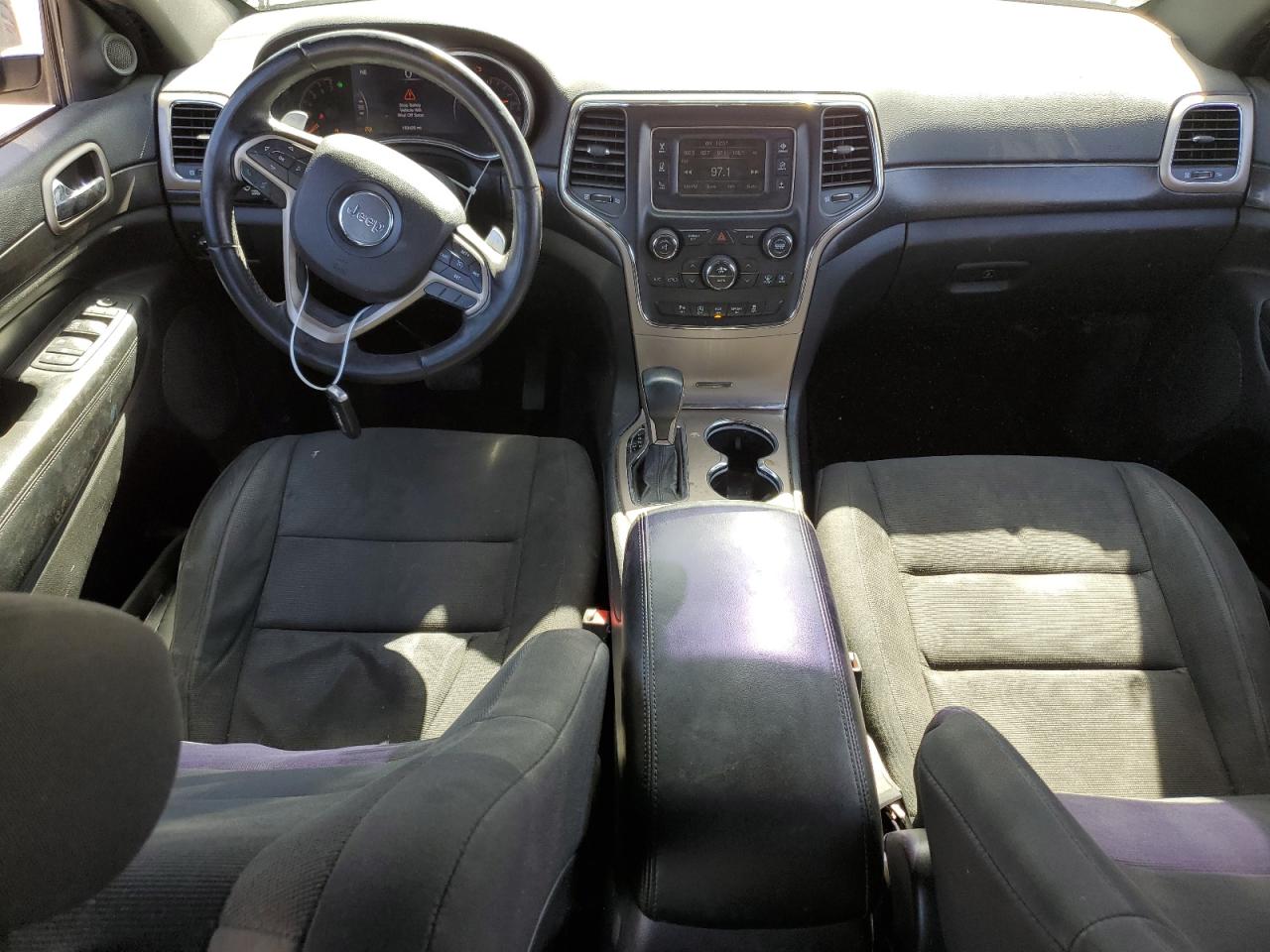 1C4RJFAG2HC776627 2017 Jeep Grand Cherokee Laredo