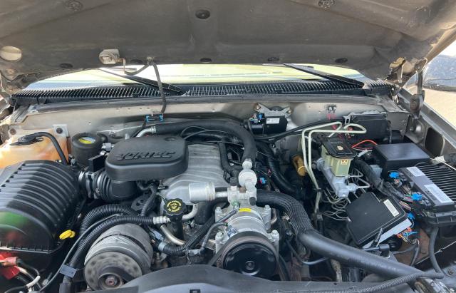 1999 GMC Suburban K2500 VIN: 3GKGK26J4XG528073 Lot: 63513274
