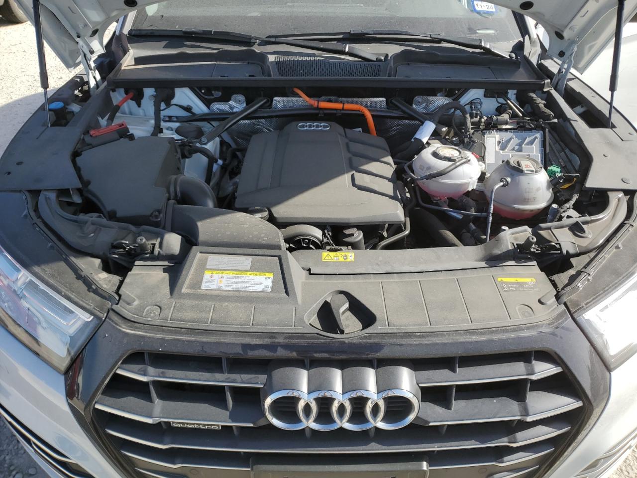 WA1E2AFY3L2072428 2020 Audi Q5 E Premium Plus