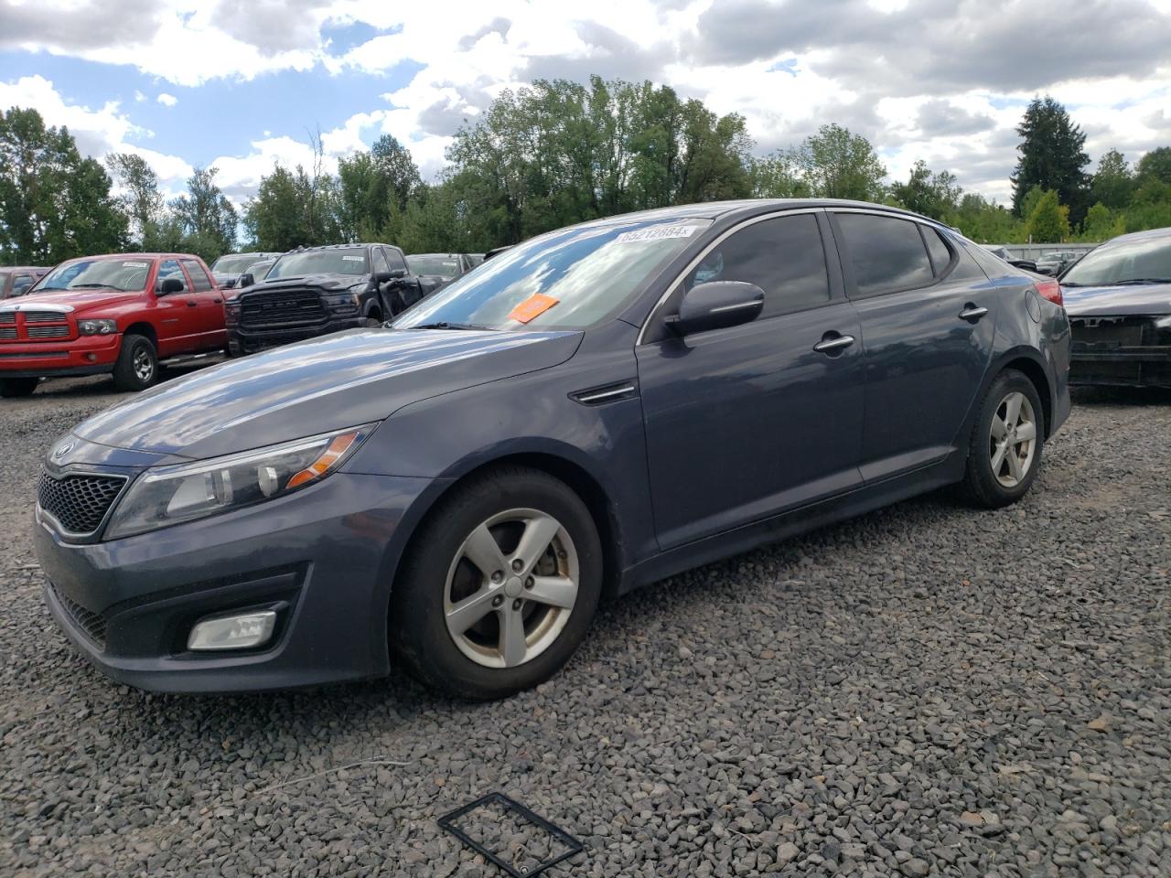 KIA Optima 2015 GL - Middle-low