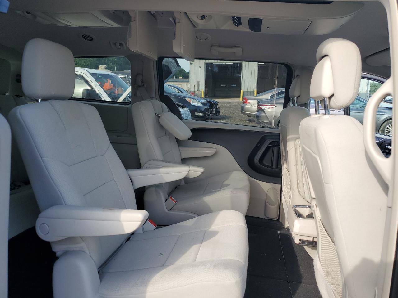 2C4RC1BG0CR252470 2012 Chrysler Town & Country Touring