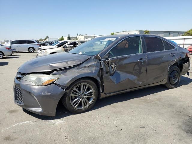 VIN 4T1BF1FK0GU189205 2016 Toyota Camry, LE no.1