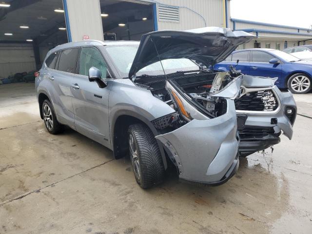 VIN 5TDGBRCH4MS045766 2021 Toyota Highlander, Hybri... no.4