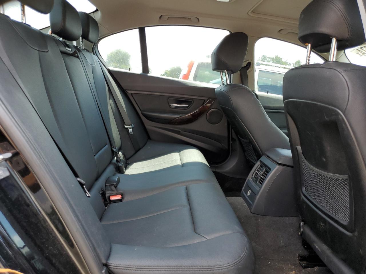 WBA3B5C5XEP541094 2014 BMW 328 Xi Sulev