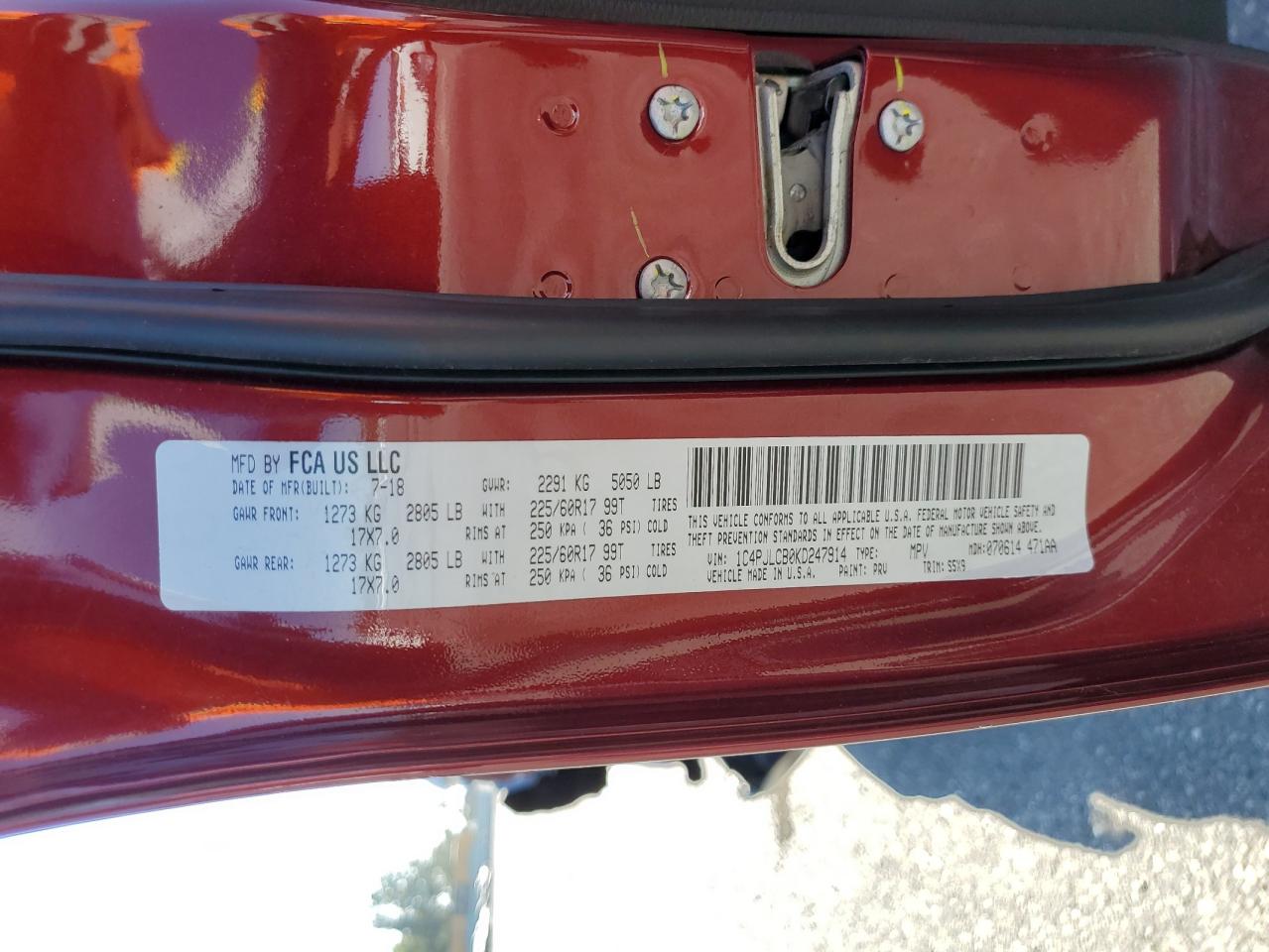 1C4PJLCB0KD247914 2019 Jeep Cherokee Latitude