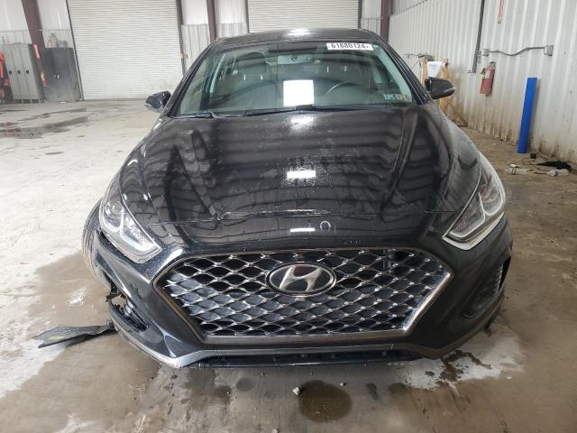 2019 Hyundai Sonata Limited VIN: 5NPE34AF4KH785779 Lot: 61880124