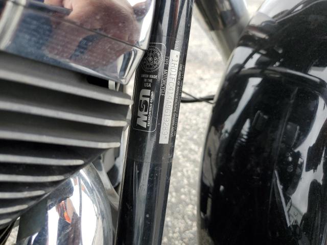 2010 HARLEY-DAVIDSON FLHTCU 1HD1FC414AB619289