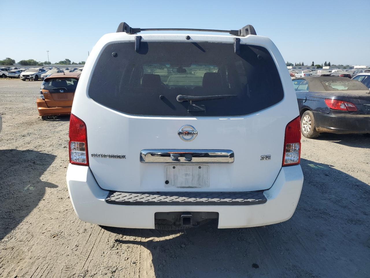 5N1AR18WX5C757658 2005 Nissan Pathfinder Le