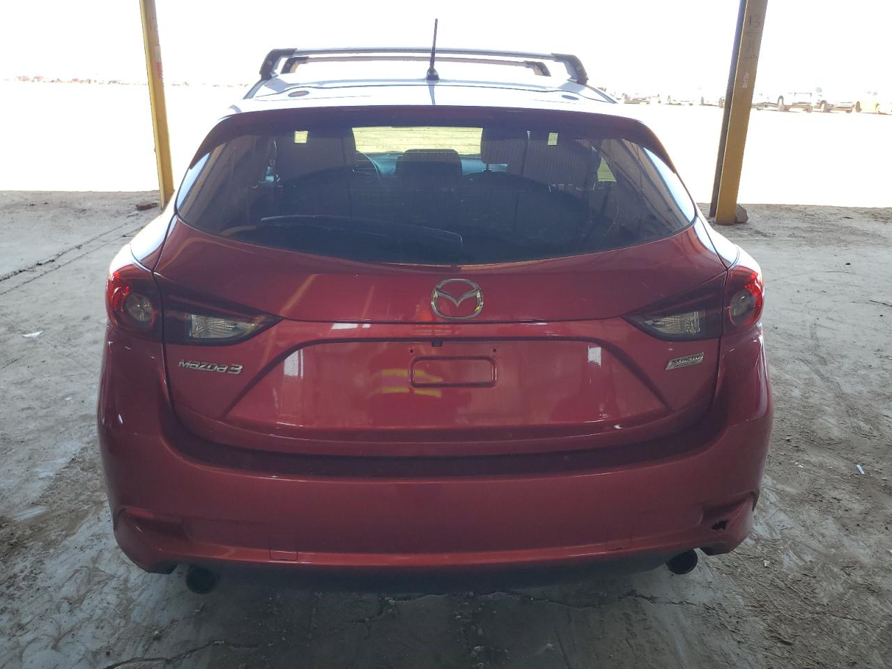 3MZBN1K70JM231809 2018 Mazda 3 Sport