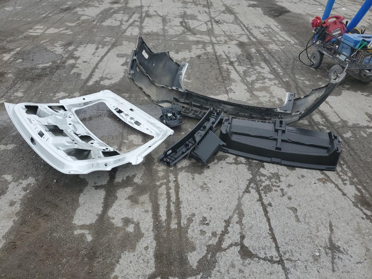 1GKKNLLA8JZ211710 2018 GMC Acadia Sle