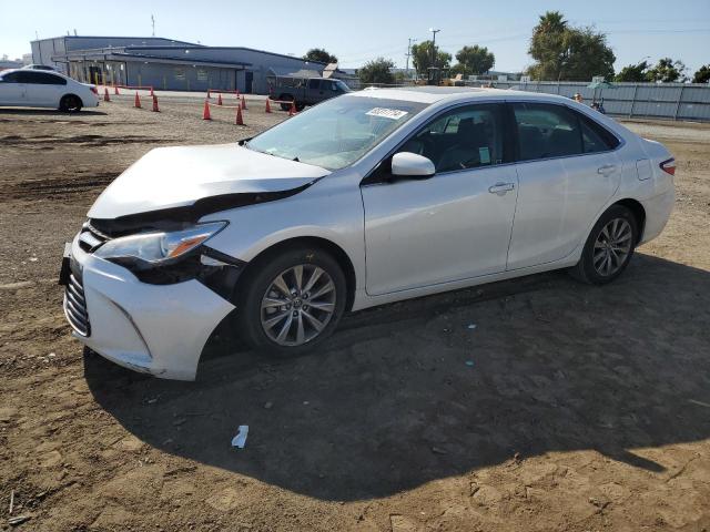 VIN 4T1BF1FK4GU556705 2016 Toyota Camry, LE no.1