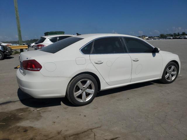 1VWBH7A30DC057643 2013 Volkswagen Passat Se