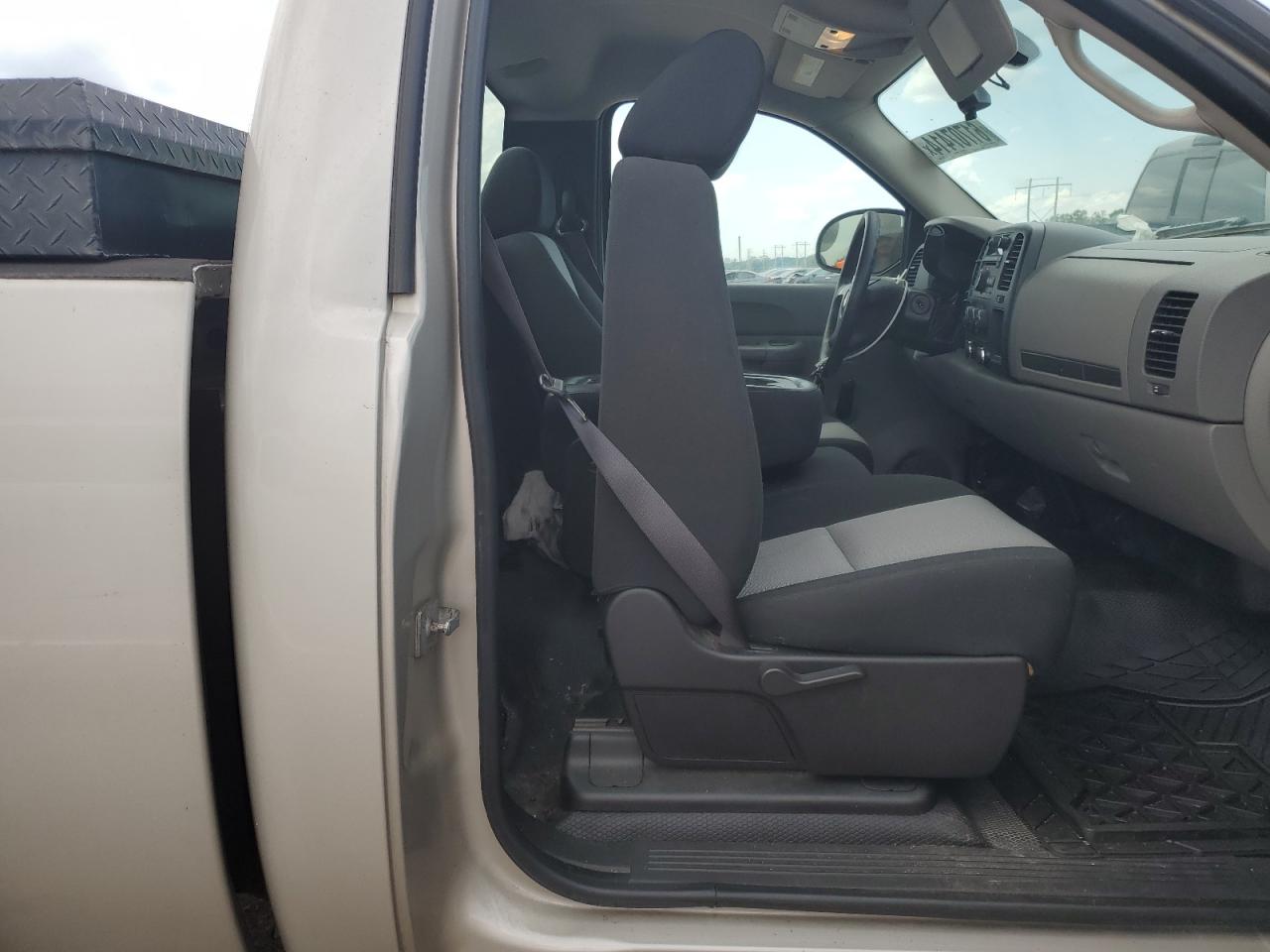 1GCEC14X18Z275085 2008 Chevrolet Silverado C1500