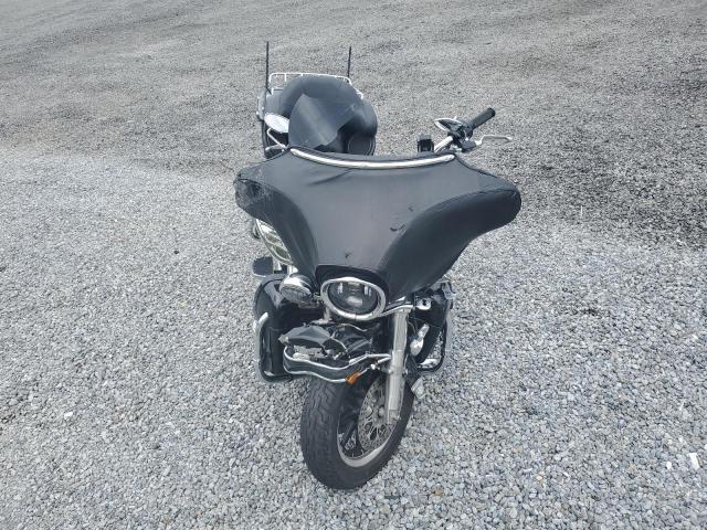2007 HARLEY-DAVIDSON FLHTCUI 1HD1FC4157Y640142