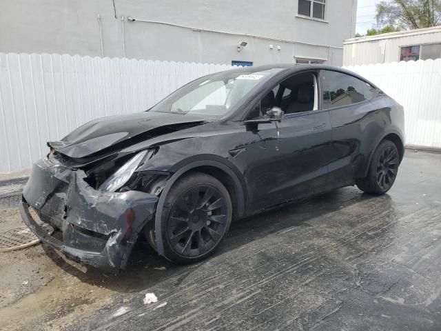 VIN 7SAYGDEE3PA044208 2023 TESLA MODEL Y no.1