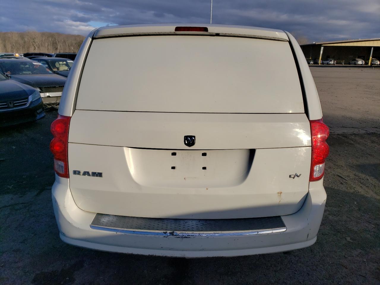 2C4JRGAG1DR530827 2013 Ram Tradesman