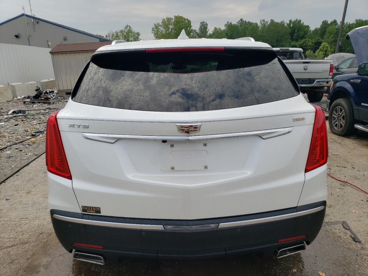 1GYKNBRS2HZ123312 2017 Cadillac Xt5 Luxury