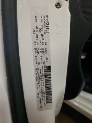 2015 CHRYSLER TOWN & COU - 2C4RC1HG9FR753529